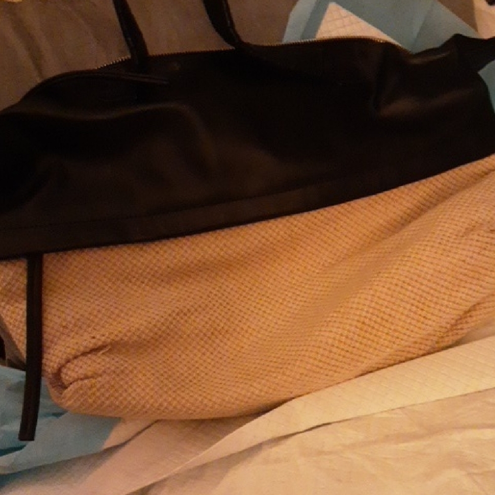 Moda Luxe Black and Tan Tote